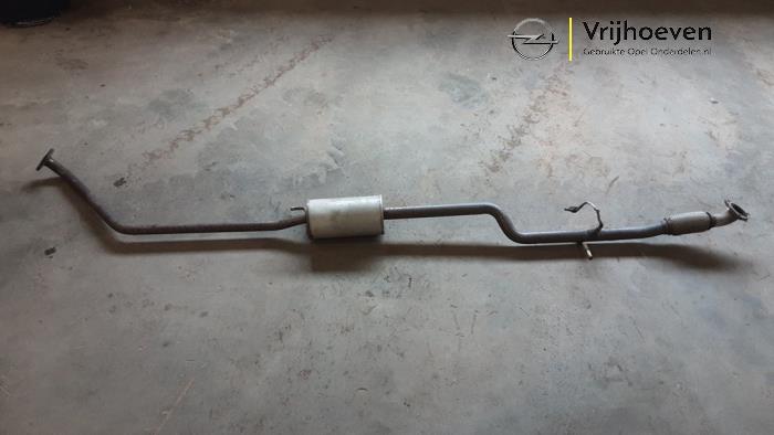 Usagé Echappement (complet) Opel Karl 1.0 12V Prix € 150,00 Règlement à la marge proposé par Autodemontage Vrijhoeven B.V.