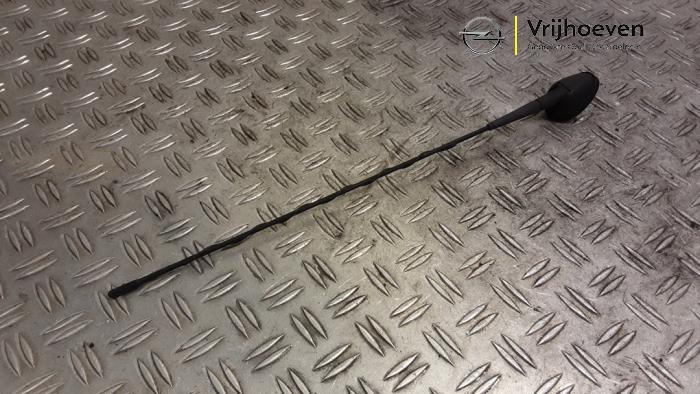 Używane Antena Opel Agila (B) 1.0 12V ecoFLEX Cena € 25,00 Procedura marży oferowane przez Autodemontage Vrijhoeven B.V.
