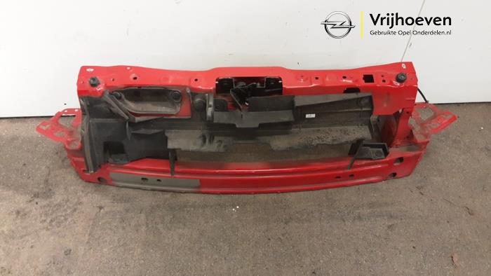 Używane Panel przedni Opel Karl 1.0 12V Cena € 250,00 Procedura marży oferowane przez Autodemontage Vrijhoeven B.V.