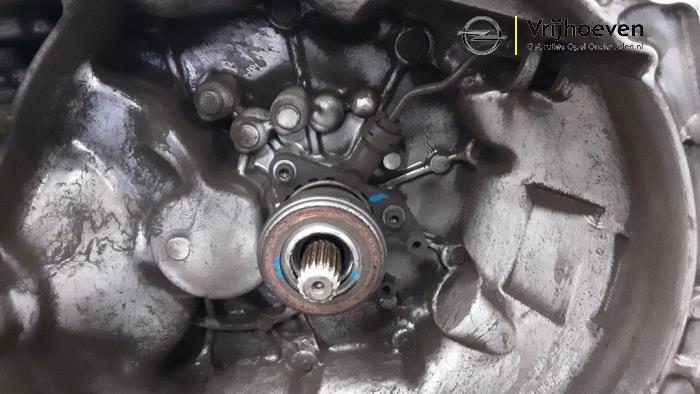Getriebe van een Opel Karl 1.0 ecoFLEX 12V 2017