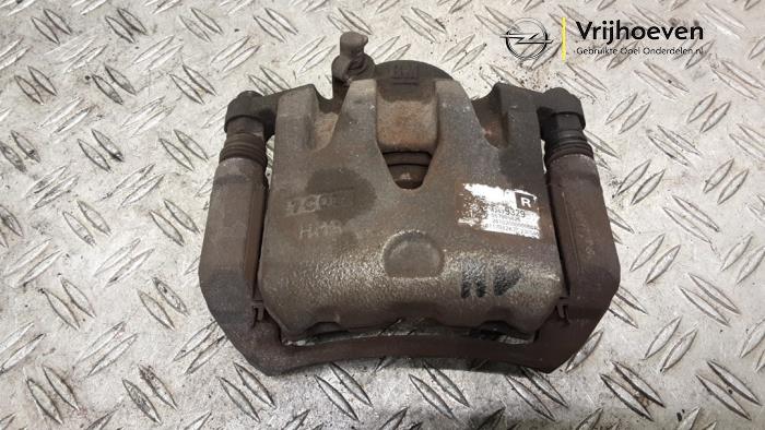 Begagnade Främre bromsok, höger Opel Karl 1.0 12V Pris € 30,00 Marginaltabell erbjuds av Autodemontage Vrijhoeven B.V.