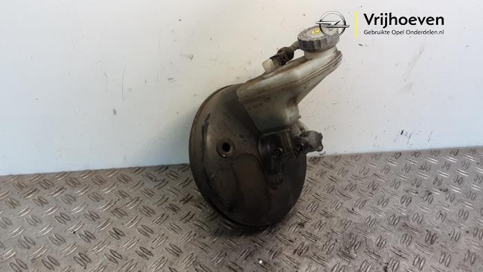 Usados Servofreno Opel Agila (B) 1.2 16V Precio € 50,00 Norma de margen ofrecido por Autodemontage Vrijhoeven B.V.
