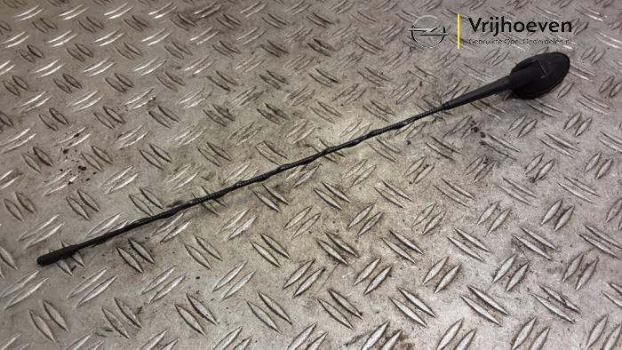 Używane Antena Opel Agila (B) 1.2 16V Cena € 25,00 Procedura marży oferowane przez Autodemontage Vrijhoeven B.V.