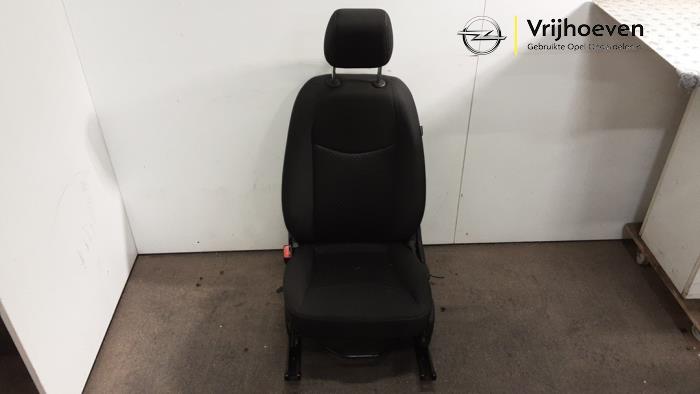 Używane Fotel lewy Opel Karl 1.0 12V Cena € 150,00 Procedura marży oferowane przez Autodemontage Vrijhoeven B.V.