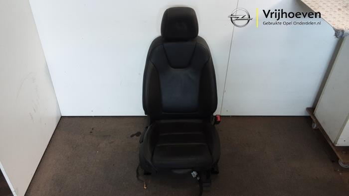 Gebrauchte Sitz rechts Opel Astra K Sports Tourer 1.6 CDTI 110 16V Preis € 150,00 Margenregelung angeboten von Autodemontage Vrijhoeven B.V.