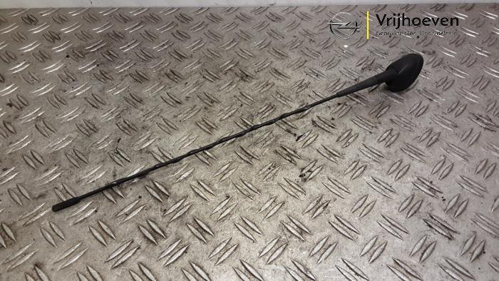 Używane Antena Opel Agila (B) 1.0 12V Cena € 25,00 Procedura marży oferowane przez Autodemontage Vrijhoeven B.V.