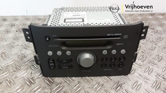 Używane Modul radiowy Opel Agila (B) 1.0 12V Cena € 40,00 Procedura marży oferowane przez Autodemontage Vrijhoeven B.V.
