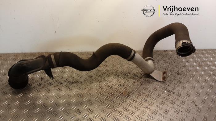 Usagé Tube intercooler Opel Mokka/Mokka X 1.6 CDTI 16V 4x2 Prix € 100,00 Règlement à la marge proposé par Autodemontage Vrijhoeven B.V.