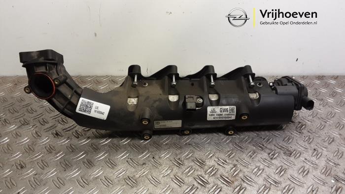 Usados Colector de admisión Opel Mokka/Mokka X 1.6 CDTI 16V 4x2 Precio € 75,00 Norma de margen ofrecido por Autodemontage Vrijhoeven B.V.