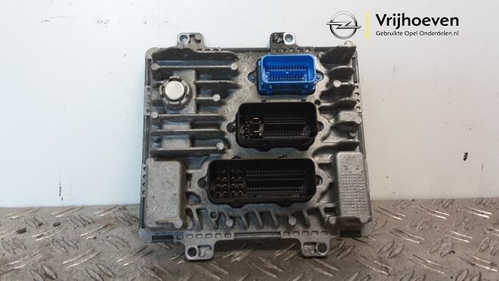 Used Engine management computer Opel Mokka/Mokka X 1.6 CDTI 16V 4x2 Price € 100,00 Margin scheme offered by Autodemontage Vrijhoeven B.V.