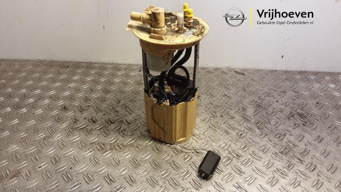 Usagé Pompe à carburant Opel Mokka/Mokka X 1.6 CDTI 16V 4x2 Prix € 150,00 Règlement à la marge proposé par Autodemontage Vrijhoeven B.V.