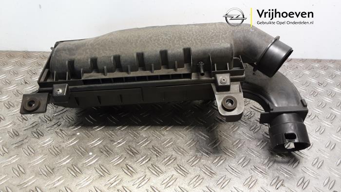 Gebrauchte Luftfiltergehäuse Opel Grandland (X) 1.2 Turbo 12V Preis € 75,00 Margenregelung angeboten von Autodemontage Vrijhoeven B.V.