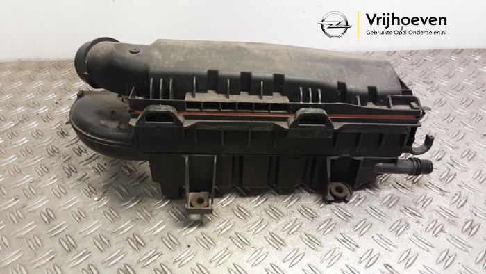 Gebrauchte Luftfiltergehäuse Opel Crossland (X) 1.2 Turbo 12V Euro 6 Preis € 50,00 Margenregelung angeboten von Autodemontage Vrijhoeven B.V.