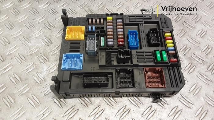 Used Body control computer Opel Grandland (X) 1.2 Turbo 12V Price € 150,00 Margin scheme offered by Autodemontage Vrijhoeven B.V.