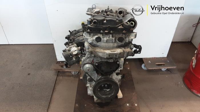 Used Engine Opel Grandland (X) 1.2 Turbo 12V Price € 1.400,00 Margin scheme offered by Autodemontage Vrijhoeven B.V.