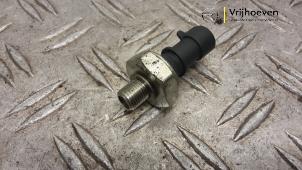 Öldrucksensor van een Opel Tigra Twin Top 1.4 16V 2005