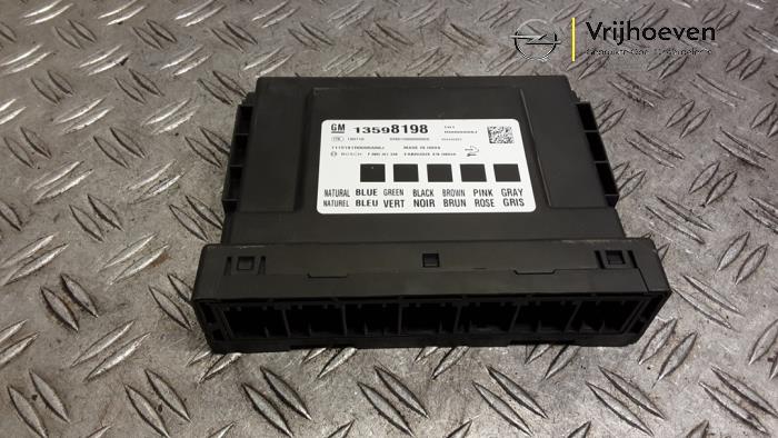 Used Body control computer Opel Karl 1.0 12V Price € 80,00 Margin scheme offered by Autodemontage Vrijhoeven B.V.