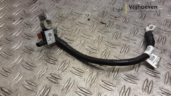 Begagnade Batterisensor Opel Karl 1.0 12V Pris € 25,00 Marginaltabell erbjuds av Autodemontage Vrijhoeven B.V.