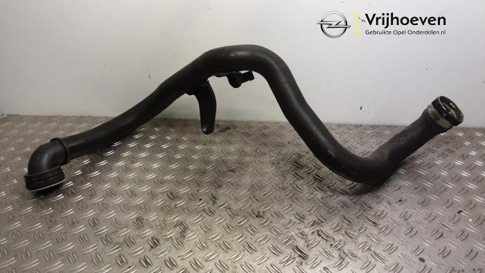 Gebrauchte Intercooler Rohr Opel Insignia Grand Sport 1.5 Turbo 16V 165 Preis € 100,00 Margenregelung angeboten von Autodemontage Vrijhoeven B.V.
