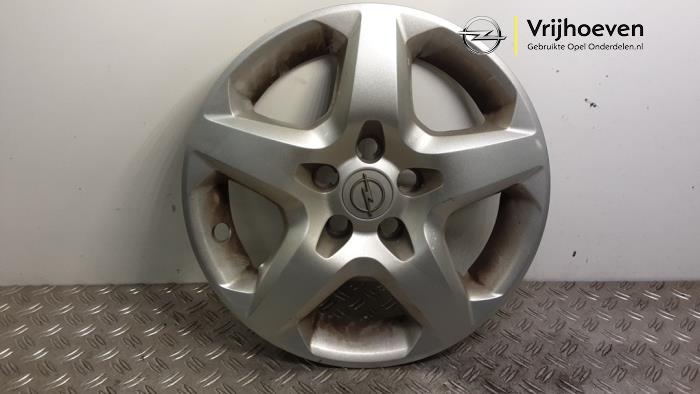 Używane Kolpak Opel Astra H SW (L35) 1.9 CDTi 120 Cena € 20,00 Procedura marży oferowane przez Autodemontage Vrijhoeven B.V.