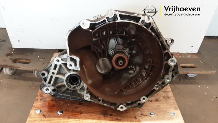 Gebrauchte Getriebe Opel Corsa C (F08/68) 1.2 16V Preis € 125,00 Margenregelung angeboten von Autodemontage Vrijhoeven B.V.
