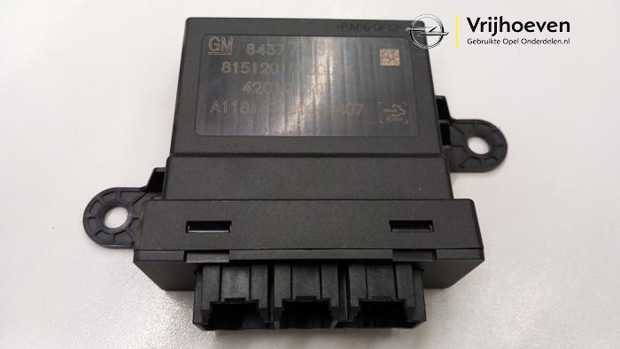 Usados Módulo PDC Opel Astra K Sports Tourer 1.0 Turbo 12V Precio € 50,00 Norma de margen ofrecido por Autodemontage Vrijhoeven B.V.