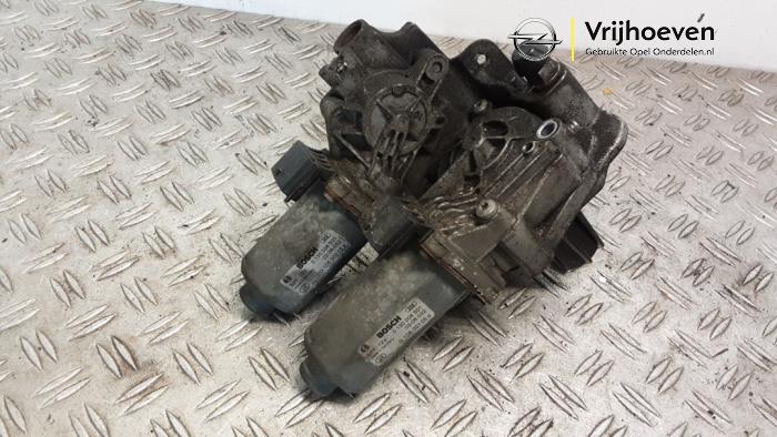 Usagé Robot commutation Opel Corsa C (F08/68) 1.2 16V Prix € 200,00 Règlement à la marge proposé par Autodemontage Vrijhoeven B.V.