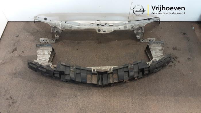 Begagnade Front Opel Astra H Twin Top (L67) 1.8 16V Pris € 100,00 Marginaltabell erbjuds av Autodemontage Vrijhoeven B.V.