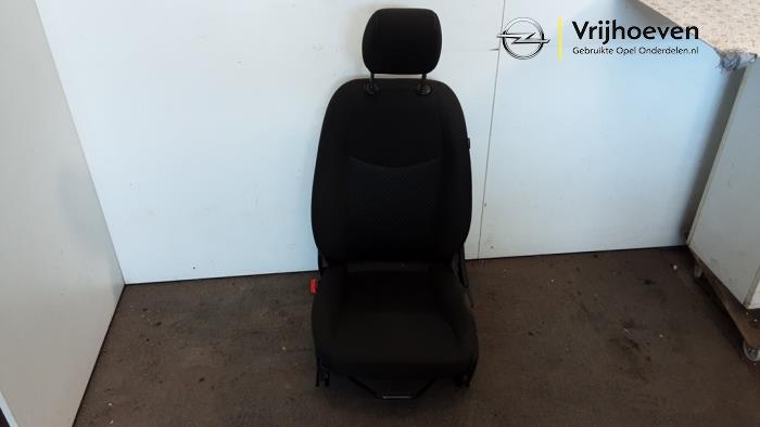 Używane Fotel lewy Opel Karl 1.0 12V Cena € 150,00 Procedura marży oferowane przez Autodemontage Vrijhoeven B.V.