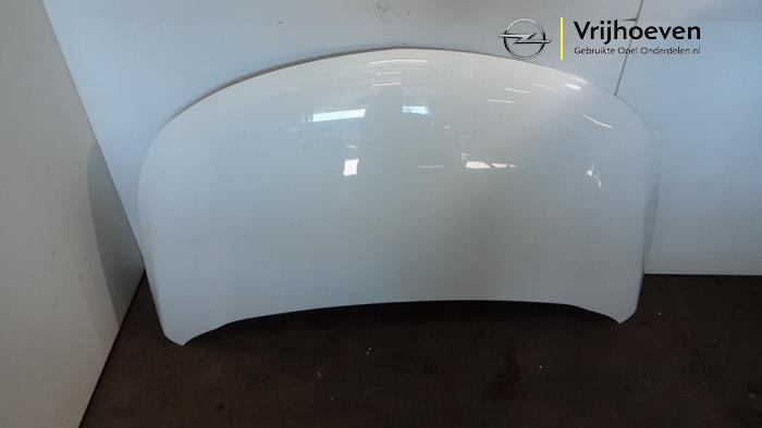 Używane Maska Opel Karl 1.0 12V Cena € 475,00 Procedura marży oferowane przez Autodemontage Vrijhoeven B.V.