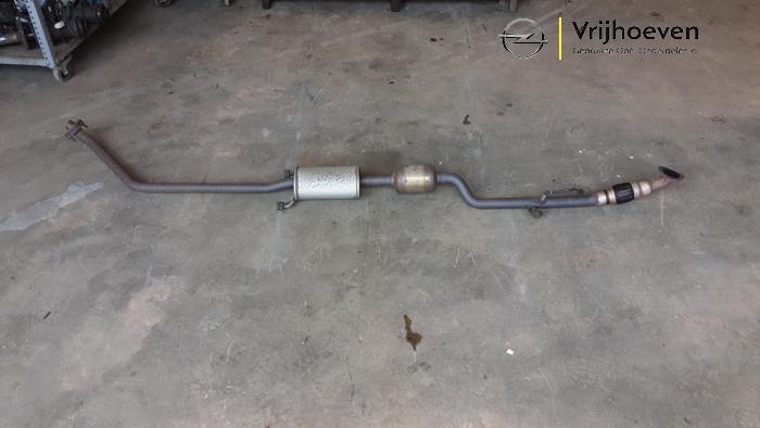 Usagé Echappement (complet) Opel Karl 1.0 12V Prix € 175,00 Règlement à la marge proposé par Autodemontage Vrijhoeven B.V.