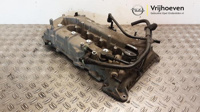 Gebrauchte Ventildeckel Opel Astra K Sports Tourer 1.4 Turbo 16V Preis € 80,00 Margenregelung angeboten von Autodemontage Vrijhoeven B.V.