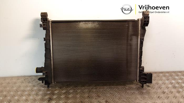 Usagé Radiateur Opel Karl 1.0 12V Prix € 50,00 Prix TTC proposé par Autodemontage Vrijhoeven B.V.