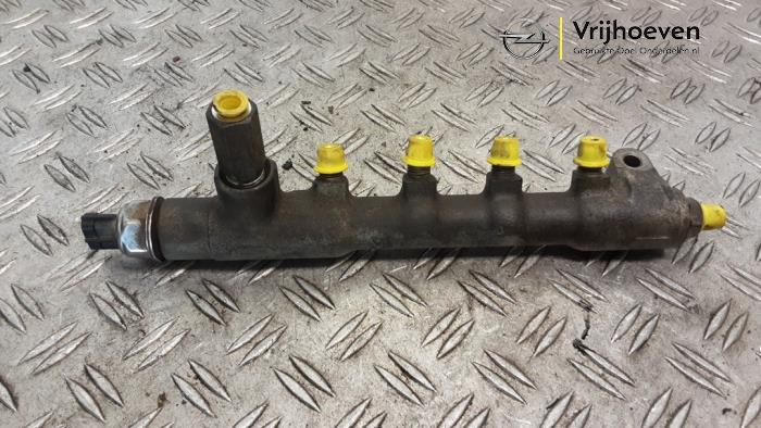 Usagé Système d'injection Opel Zafira (M75) 1.7 CDTi 16V Prix € 50,00 Règlement à la marge proposé par Autodemontage Vrijhoeven B.V.