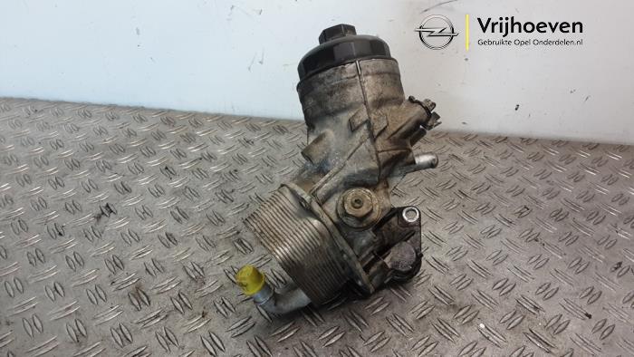 Gebrauchte Ölfiltergehäuse Opel Zafira (M75) 1.7 CDTi 16V Preis € 50,00 Margenregelung angeboten von Autodemontage Vrijhoeven B.V.