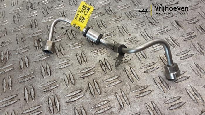 Begagnade Bränsleledning Opel Astra K 1.4 Turbo 16V Pris € 45,00 Marginaltabell erbjuds av Autodemontage Vrijhoeven B.V.