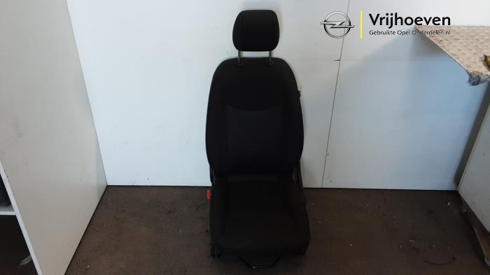 Używane Fotel lewy Opel Karl 1.0 12V Cena € 150,00 Procedura marży oferowane przez Autodemontage Vrijhoeven B.V.