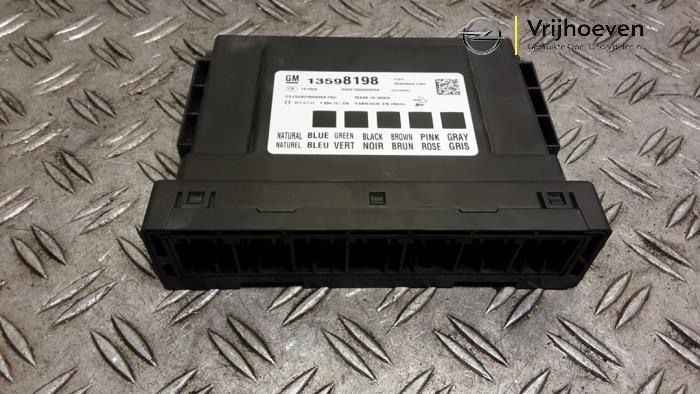 Used Body control computer Opel Karl 1.0 12V Price € 80,00 Margin scheme offered by Autodemontage Vrijhoeven B.V.