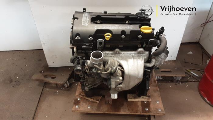 Motor van een Opel Meriva (B) 1.4 Turbo 16V ecoFLEX 2010
