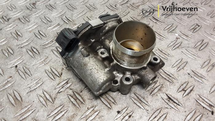 Gebrauchte Drosselklappengehäuse Opel Corsa E 1.4 Turbo 16V Preis € 30,00 Margenregelung angeboten von Autodemontage Vrijhoeven B.V.