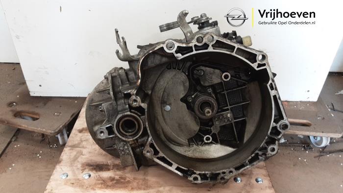 Gebrauchte Getriebe Opel Corsa E 1.4 Turbo 16V Preis € 700,00 Margenregelung angeboten von Autodemontage Vrijhoeven B.V.
