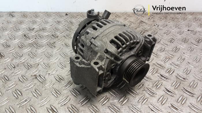 Begagnade Dynamo Opel Vectra C GTS 2.2 DIG 16V Pris € 50,00 Marginaltabell erbjuds av Autodemontage Vrijhoeven B.V.