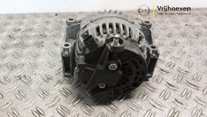 Dynamo van een Opel Vectra C GTS 2.2 DIG 16V 2008