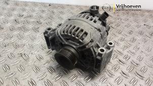 Dynamo van een Opel Vectra C GTS 2.2 DIG 16V 2008