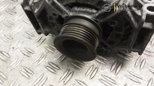 Dynamo van een Opel Vectra C GTS 2.2 DIG 16V 2008