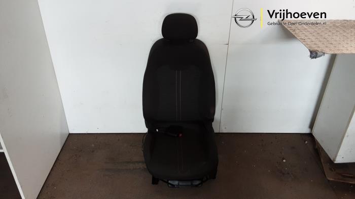 Gebrauchte Sitz links Opel Corsa E 1.4 16V Preis € 100,00 Margenregelung angeboten von Autodemontage Vrijhoeven B.V.