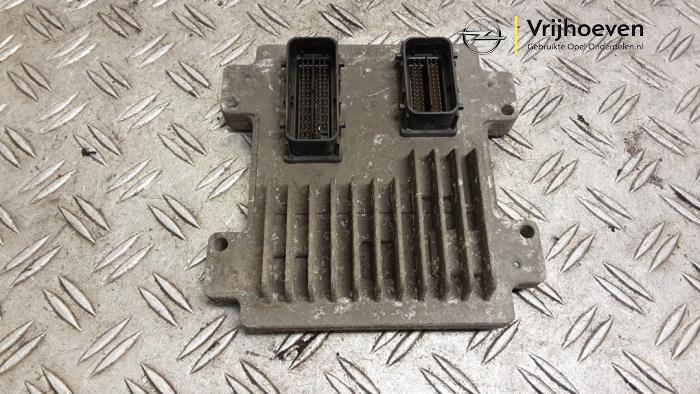 Used Engine management computer Opel Corsa E 1.4 16V Price € 100,00 Margin scheme offered by Autodemontage Vrijhoeven B.V.