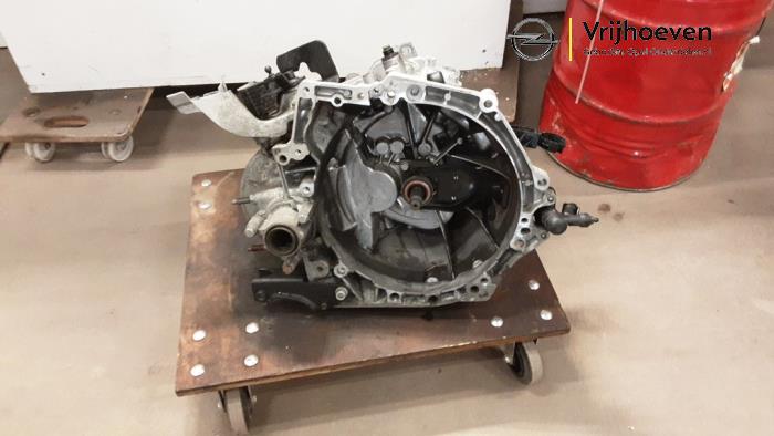 Gebrauchte Getriebe Opel Crossland (X) 1.2 Turbo 12V Euro 6d-temp Preis € 1.600,00 Margenregelung angeboten von Autodemontage Vrijhoeven B.V.