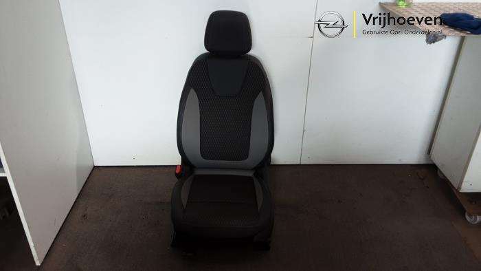 Gebrauchte Sitz links Opel Crossland (X) 1.2 Turbo 12V Euro 6d-temp Preis € 175,00 Margenregelung angeboten von Autodemontage Vrijhoeven B.V.
