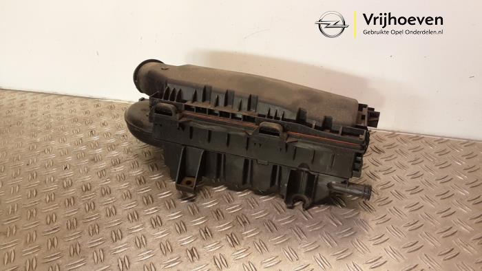 Gebrauchte Luftfiltergehäuse Opel Crossland (X) 1.2 Turbo 12V Euro 6d-temp Preis € 50,00 Margenregelung angeboten von Autodemontage Vrijhoeven B.V.